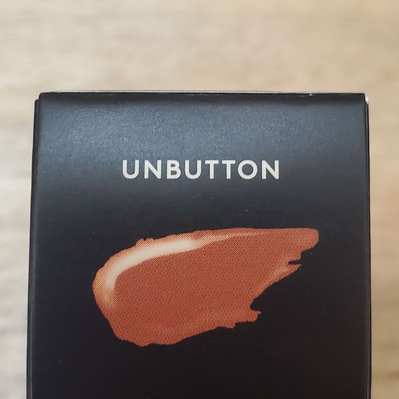 Fenty Beauty Stunna Lip Paint Longwear Fluid Lip Color in Unbutton - Picture 2 of 2